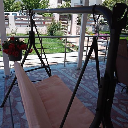 Appartement Roses 2 à Skala Sotiros Extérieur photo