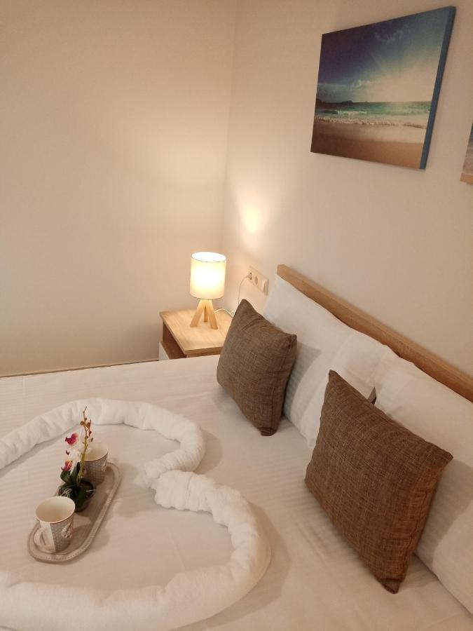 Appartement Roses 2 à Skala Sotiros Extérieur photo