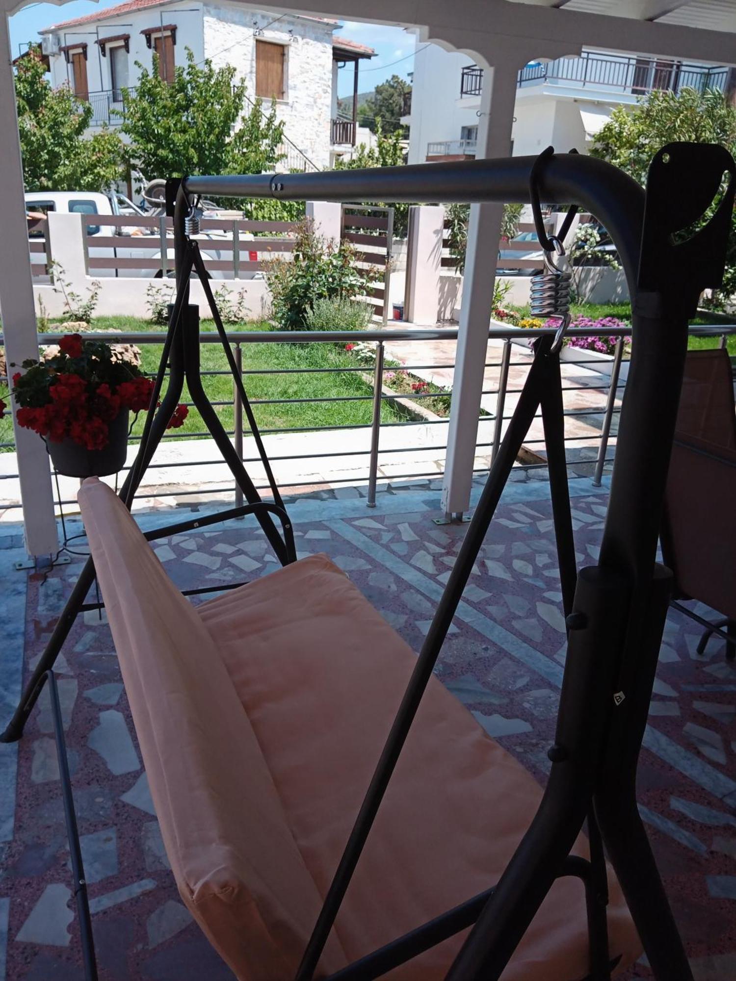 Appartement Roses 2 à Skala Sotiros Extérieur photo